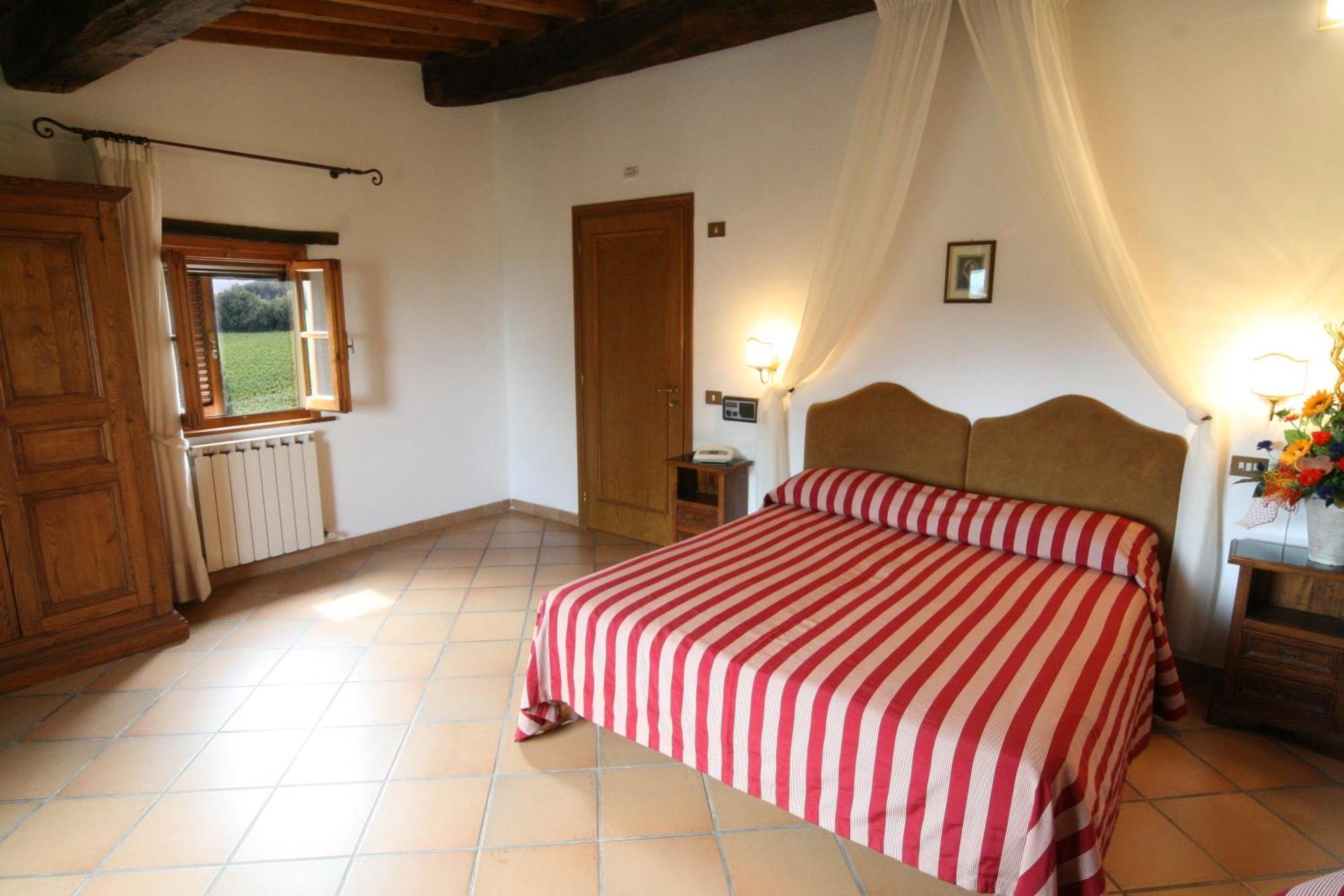 Agriturismo Palazzo Bandino - Wine Cellar, On Reservation Restaurant And Spa Chianciano Terme Exterior photo